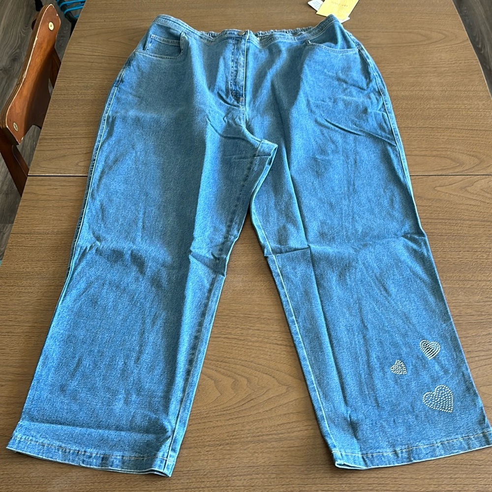 The Quacker Factory 3xl jeans with rhinestone hearts on leg-elastic waist